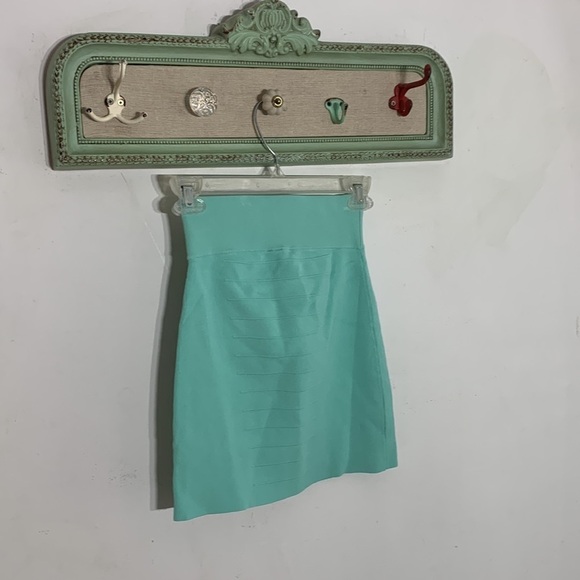 Guess by Marciano mint green Aqua body con fitted mini pencil skirt women’s smal - Picture 3 of 5